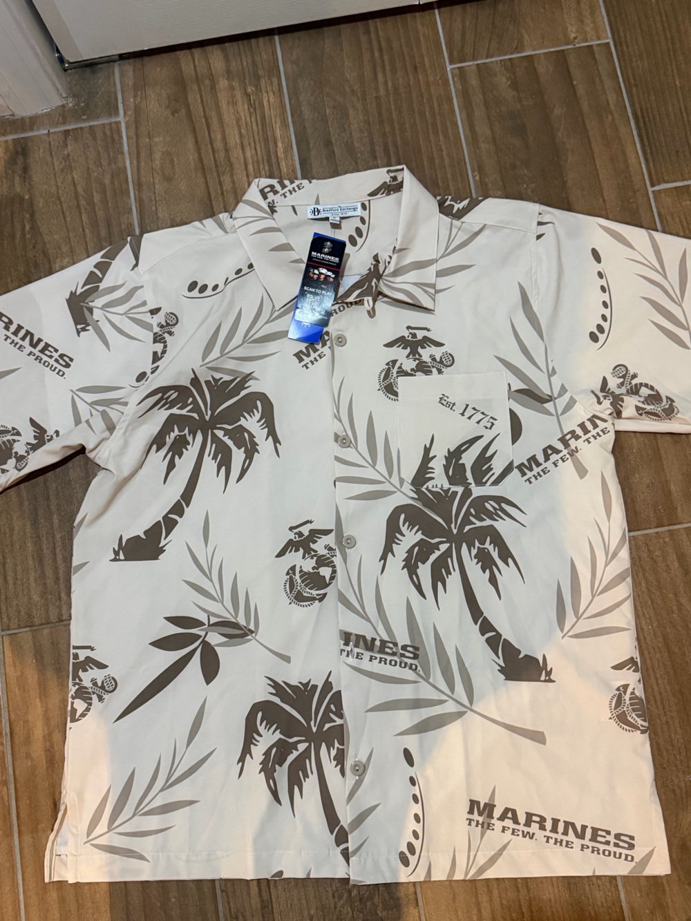 U.S Marines  Men’s Hawaiian Button Shirt Bradford Exchange With Emblem  Xl NWT